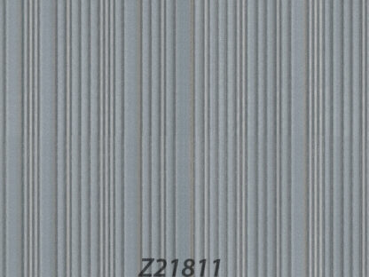 21811