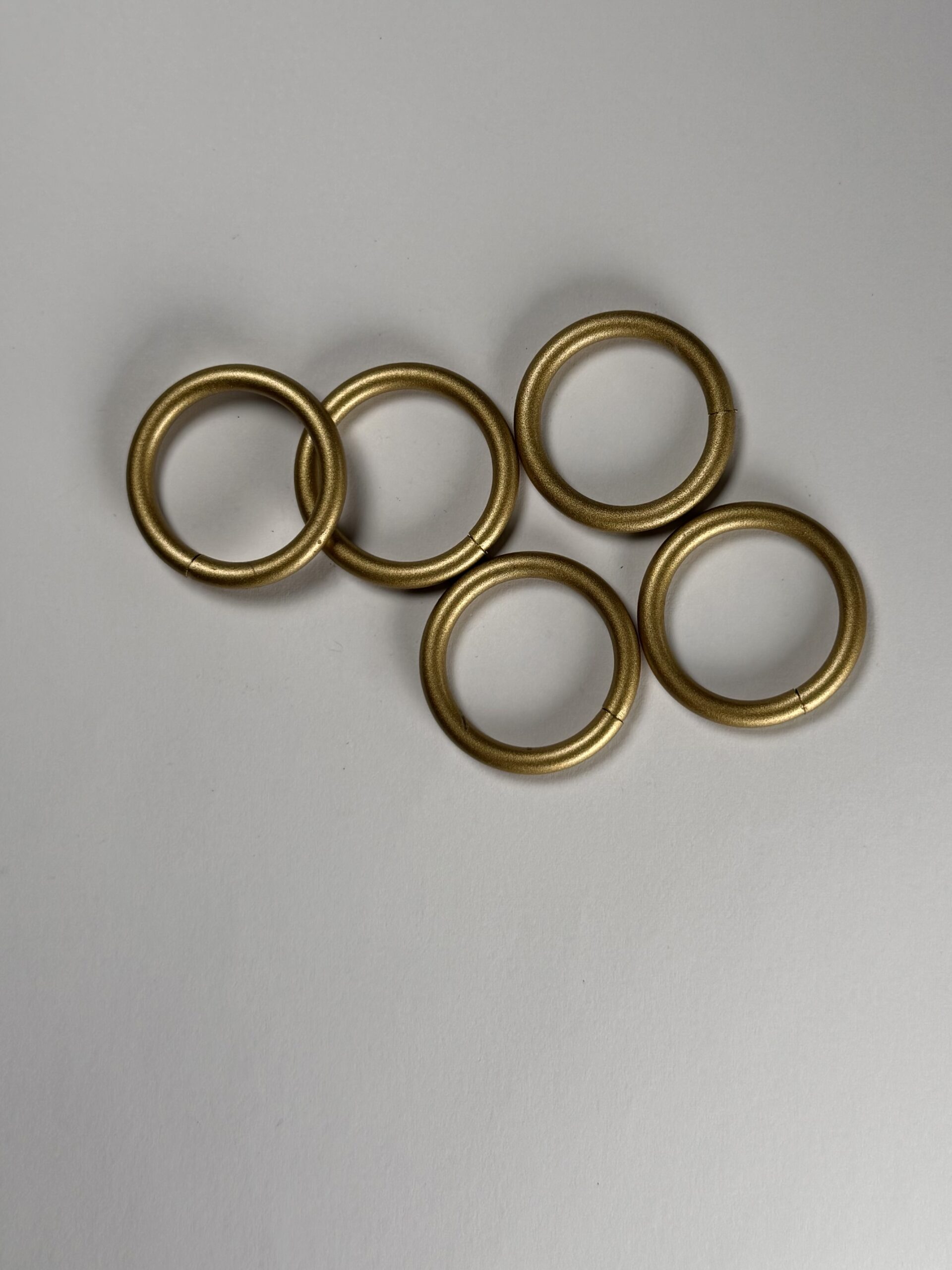 Žiedai karnizui 16mm mat.aukso