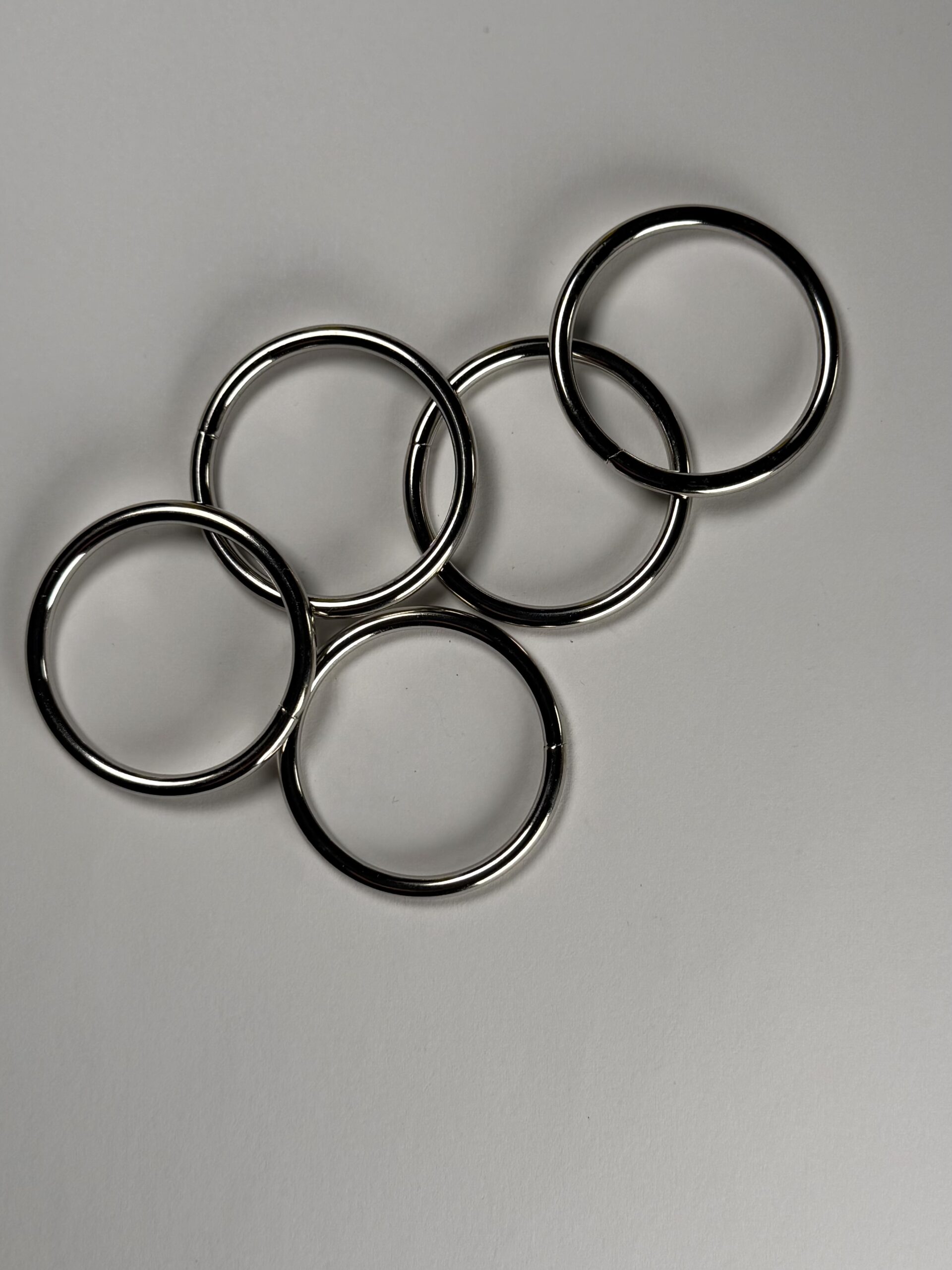 Žiedai karnizui 25mm STAL